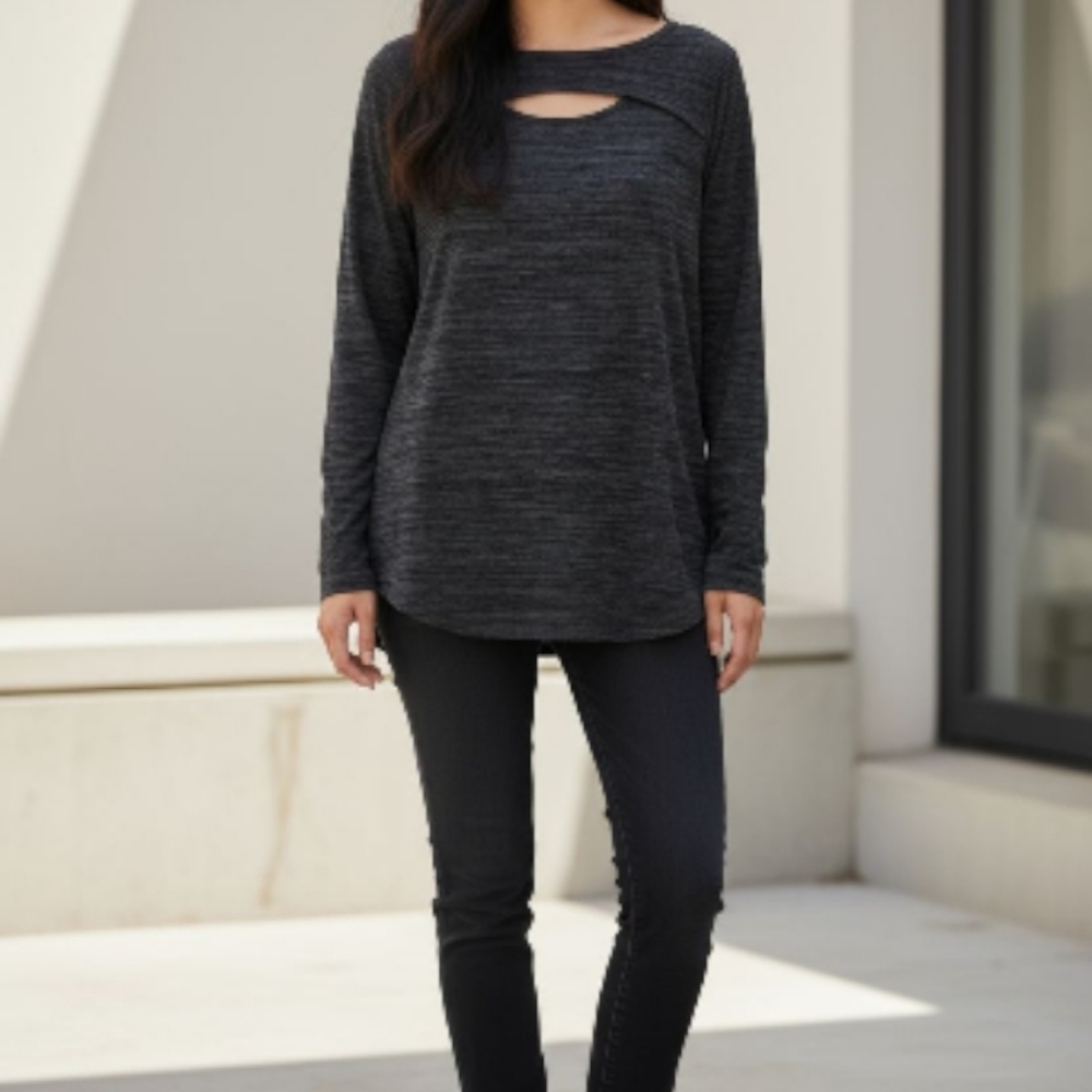 EUC Juicy Couture Sz. XL Black/Gray Long Sleeve Pullover‎ Top.